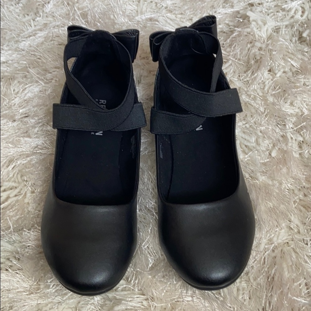 Size 1 girls dress shoes